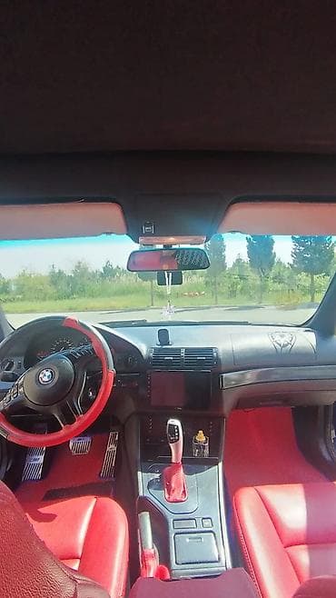 suzuki grand vitara: BMW 5 series: 2.8 l | 1997 il Sedan — 8