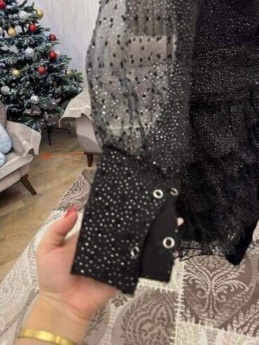 Qadın geyimləri: Qadın qara ziyafət geyimi - Model: qat-qat ətəkli, şifon üstlü — 3