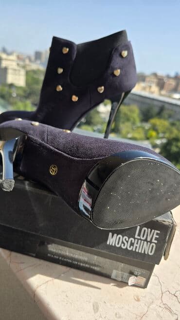 botlar: LOVE MOSCHINO qadın botları - Model: JA21303DM05JE0000 - Rəng: Nero — 3