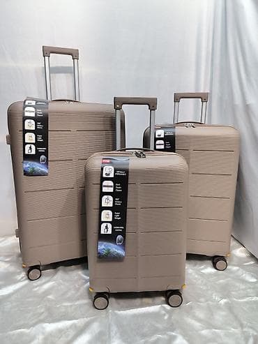 CD, DVD disklər və kassetlər: Sərt korpuslu səyahət çamadan dəsti - Ölçülər: 3-lü set (kabinə uyğun — 2