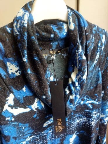 Dəstlər, kostyumlar: Kofta-M ve L razmere gedir, yenidi. Materiali dartinandi — 2