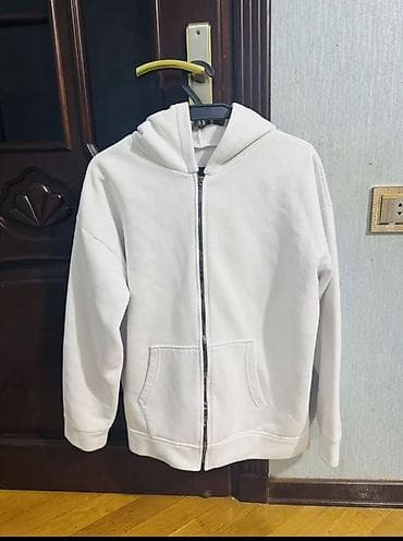 paltar kisi: Ağ rəngli kapüşonlu zipli huddi - Klassik dizayn: ön hissədə tam — 1