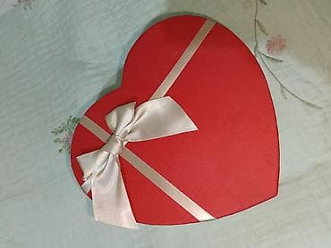 dest geyimler: Qırmızı krujeva iç geyim dəsti – hədiyyə qutusunda - Dəst: push-up — 1