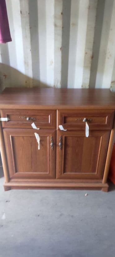 qedimi servant: İşlənmiş, Komod, Servant — 1