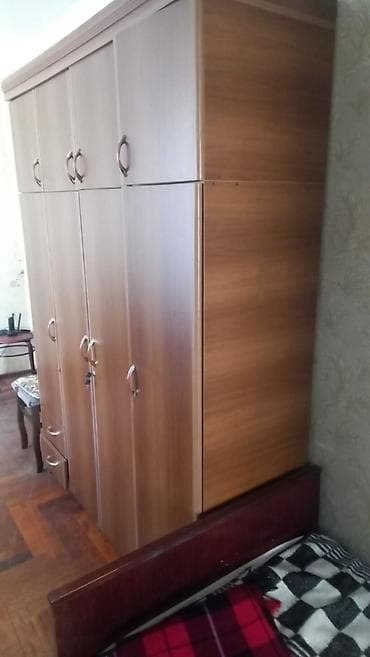 Mebel: İşlənmiş, 4 qapılı, Siyirməli, Qəhvəyi, Digər material, Açılan, Düz dolab — 2