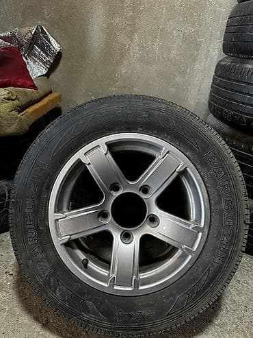 oyuncaq masin type 1: Teker disk ela veziyyetde az surulub zavod Chevrolet nivanin usdunde — 1