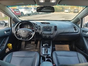 Nəqliyyat: Kia K3: 1.6 l | 2017 il Sedan — 10
