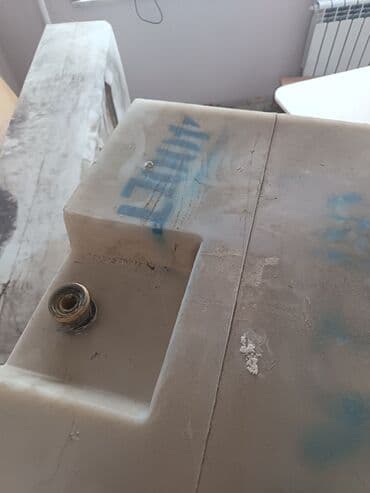 Plastik su çəni (yatay tip) - Ölçü və forma: Yastı/yatay