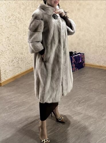 Dəstlər, kostyumlar: Kürk, rəng - Bej — 1