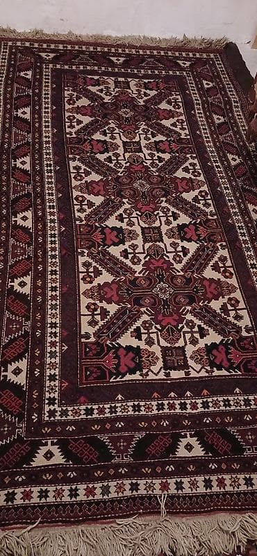 saat sekilleri qiz ucun: 3gül xalçası xaçmazda toxulub 40 ilin xalçasıdı istifadə olunmayıb — 1