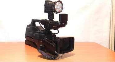 islenmis kompyuter: Salam Sony 1000 videokamera satılır heç bir problemi yoxdu üstündə — 1