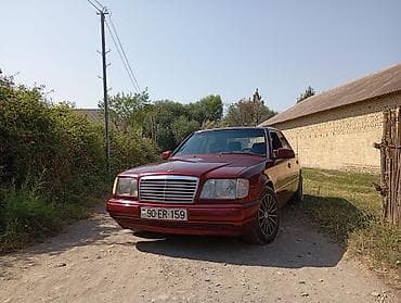 yan güzgülər s: Mercedes-Benz W124: 3 l | 1993 il Sedan — 4