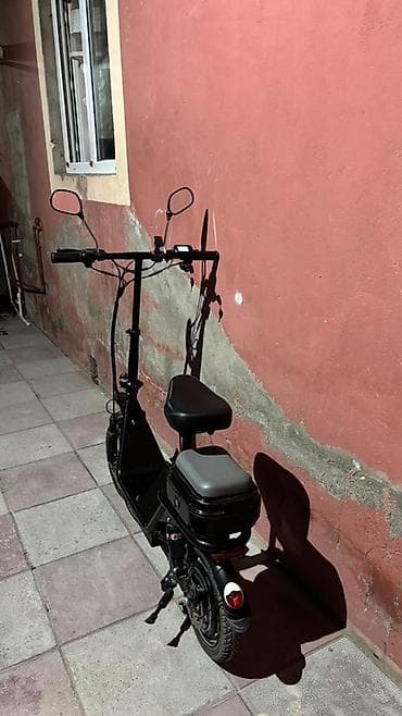 skuter: Elektrik skuter – oturacaqlı, güzgülərlə Xüsusiyyətlər: - Şəhər üçün — 2