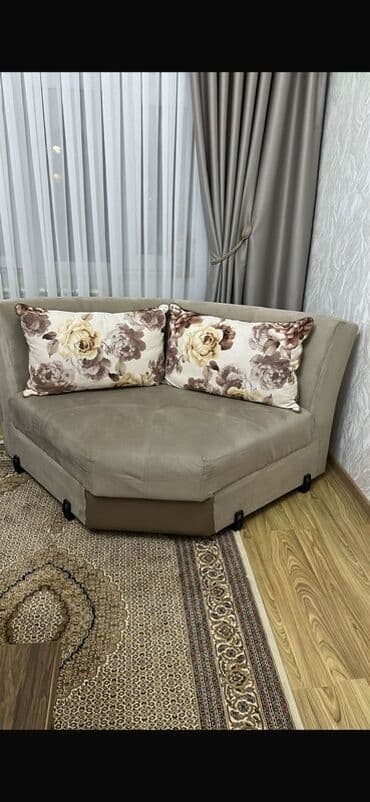 Digər mebel: Künc divan, Açılmayan, Bazasız, Parça — 1