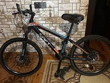 Спортивные велосипеды: Skorusları yeni qoyulub təzədir bahalıdan təkərlər kamera təzədir — 1