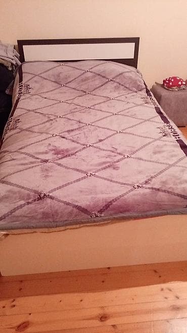 Taxt 150azn Merdekan 4626 leli Yataq dəsti – tək nəfərlik çarpayı