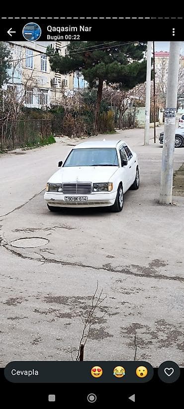 bmw e60 m: Mercedes-Benz E-Class (W124), ağ rəng, sedan, nömrə 90-BK-614 — 2