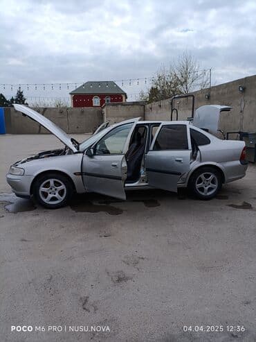 opel sürətlər qutusu: Opel Vectra: 1.8 l | 1998 il 236000 km Sedan — 6