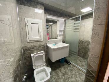 qubada ayliq kiraye evler 2020: Mərdəkənda 5 mertebeli binanın 3-cu mərtəbəsində ümumi sahəsi 63 kv,m — 16