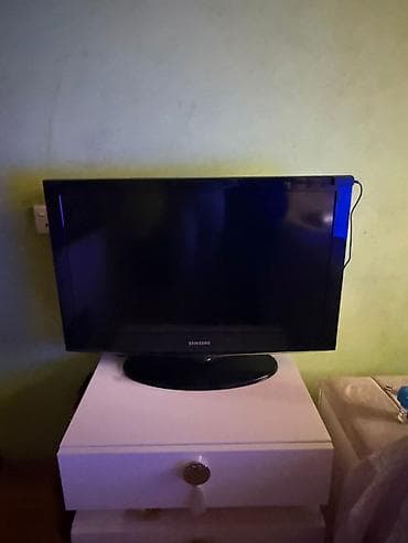 Televizor Samsung LCD 32" FHD (1920x1080) lalafo.az -da Televizor Samsung LCD 32" FHD (1920x1080)