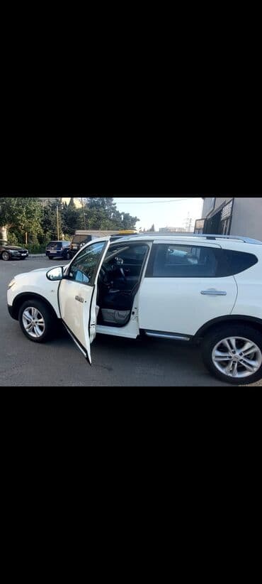 ravon 2: Nissan Qashqai: 2 l | 2013 il Ofrouder/SUV — 5