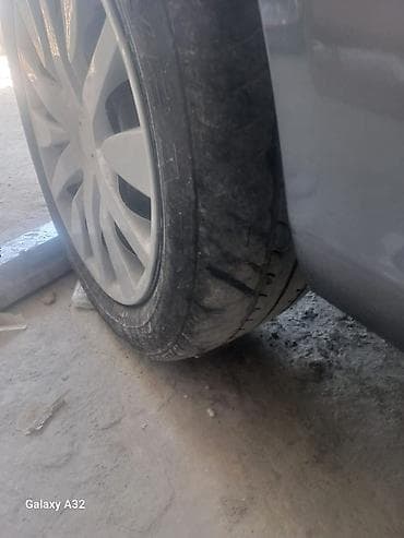 vaz 2106 abilsofka: DİSK TƏKƏR QARŞIQ Satılır: 4 ədəd avtomobil təkəri və diskləri — 2