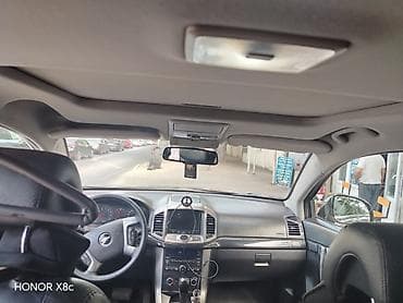 Chevrolet Captiva: 2.4 l | 2012 il 259444 km Krossover — 6