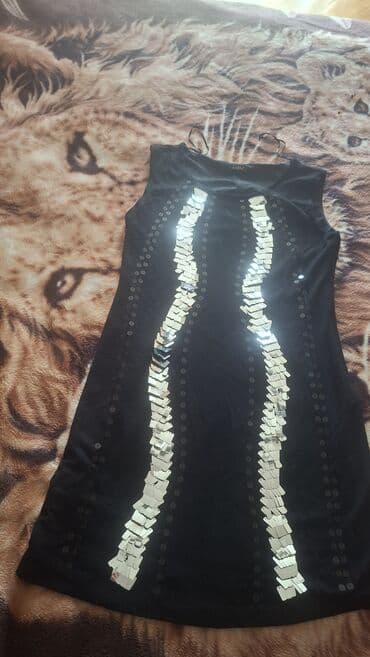 vecerni koynekler: Ziyafət donu, Mini, L — 1