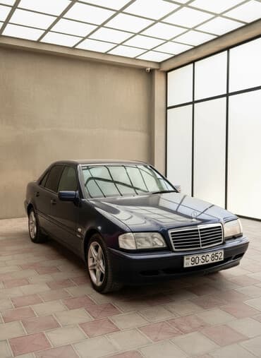 Mercedes-Benz C240 (W202) sedan - Kuzov: 4 qapılı sedan, tünd mavi