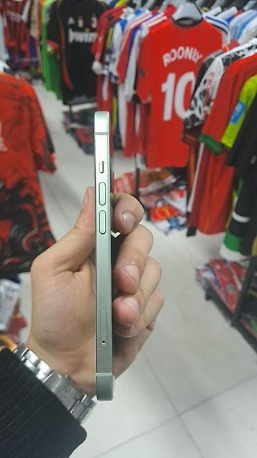 j5 2015 ekran: IPhone 15, 128 GB, Yaşıl, Simsiz şarj, Barmaq izi, Face ID — 5