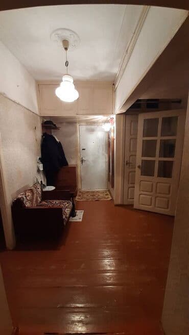 lənd kuruzer ucun led işıq lupası hardan tapmaq olar: Bakı, 3 otaqlı, Köhnə tikili, m. Xalqlar Dostluğu, 70 kv. m — 12