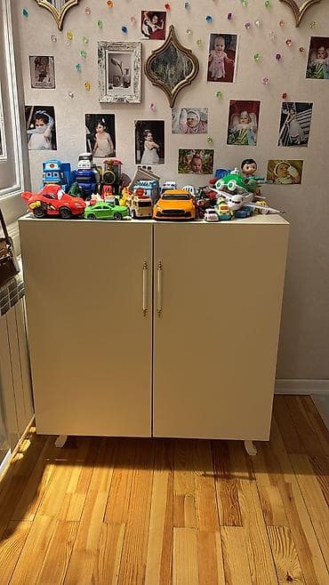 metbex skaf: Endirim olundu Şkaf satılır 50 manata.Ünvan Xırdalan.Ayla91 — 1