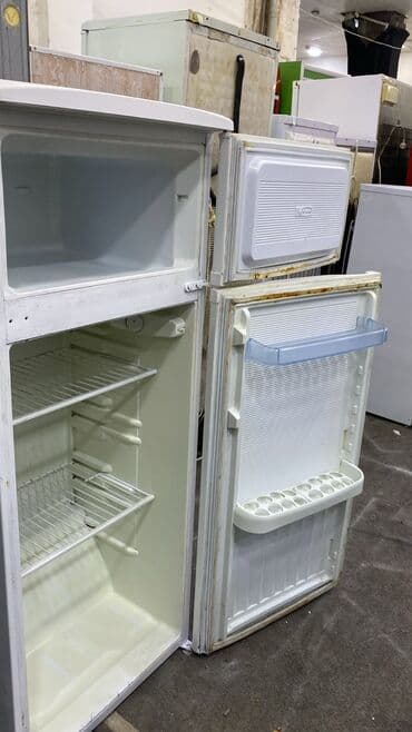 Plitələr və bişirmə panelləri: İki qapılı məişət soyuducusu - Üst kamera: dondurucu bölmə, ayrıca — 2