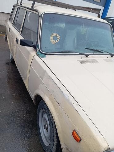 Avtomobil satışı: VAZ 2104 (universal kuzov) - Kuzov: universal, bej rəng. Yan — 1