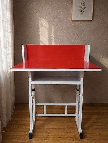 Düz masa, Stulsuz, Polkalı, Siyirməsiz, Metal — 1
