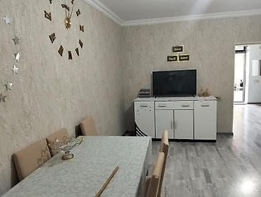nerjavik stol: İşlənmiş, Masa və oturacaqlar — 4