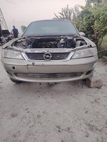 vectra b fara: Opel Vectra: 2 l | 1996 il 300000 km Sedan — 1