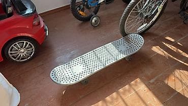 Məhsul: Skateboard (metaldan deşikli gövdə) Təsvir: - Tam ölçülü