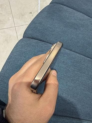 iphone adaptr: IPhone 16 Pro Max, Desert Titanium — 7