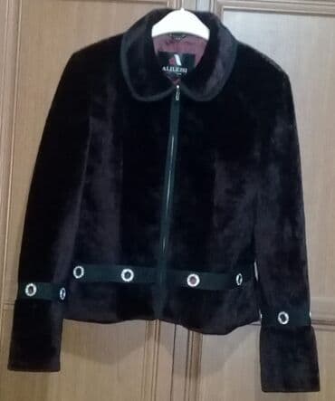 suba karolina valiant: Qadın üçün gödəkcə satılır. Ölçüsü ( M ) — 3