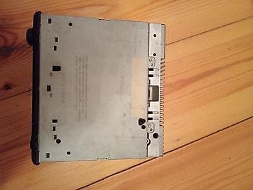 Mersedes orginal maqintafonu. 4 göz üstünnən cixmadi. Kime lazim olsa