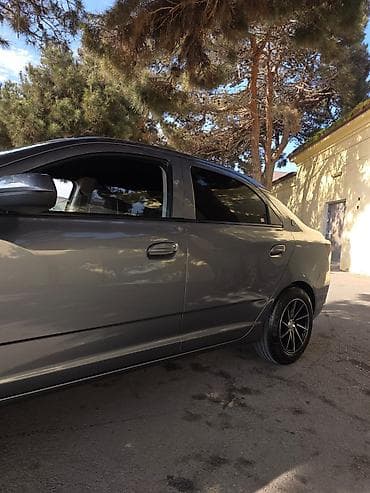 super soco tc: Chevrolet Cobalt sedan - Korpus: boz rəng, 4 qapı, aerodinamik — 4