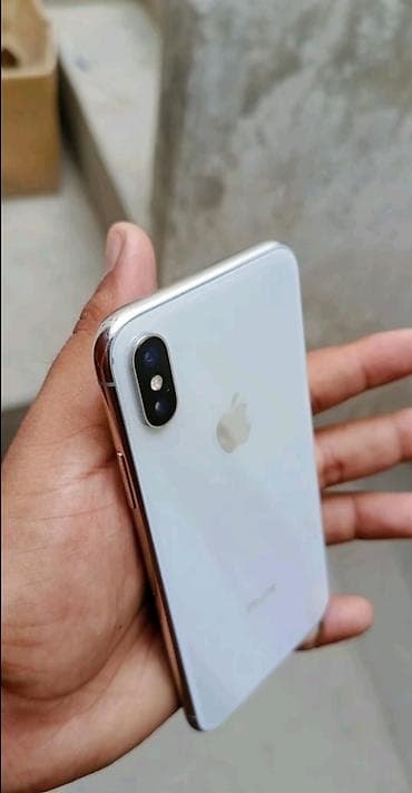 IPhone X, Gümüşü — 1