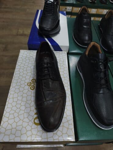 Kişi ayaqqabıları – klassik və gündəlik modellər - Material: qara və