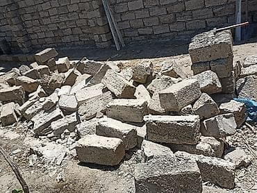 Daş/kərpic materialı – tikinti üçün 0,40 AZN - Material: təbii