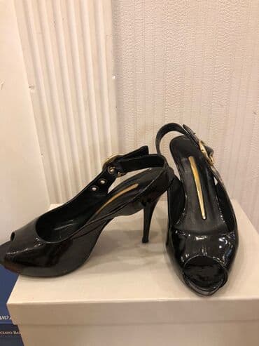 босоножки 27 размера: Размер: 35.5, цвет - Черный, Б/у — 2