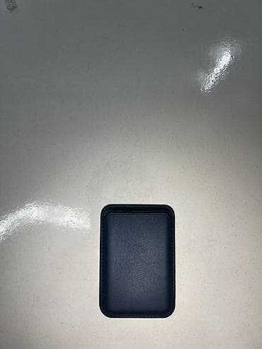 Maqnitli dəri kartqabı – smartfon üçün - Rəng: tünd göy (navy) - lalafo.az -da Maqnitli dəri kartqabı – smartfon üçün - Rəng: tünd göy (navy) -
