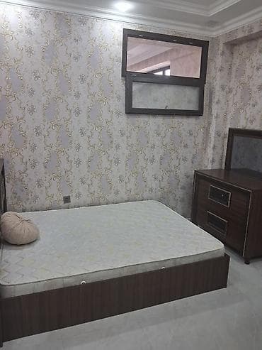 şuşa: 2 otaqll - Giriş qapısı: möhkəm metal, gözlük və döymə ilə — 2