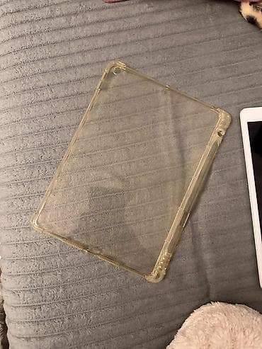 ipad mini 5 kredit: Apple iPad 7 (10.2, 2019) 32GB satılır. Cihaz xanım tərəfindən — 5