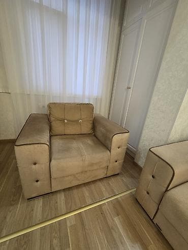 Divan 2 kreslo satılır,az işlenmiş.Bazalı destdi — 2